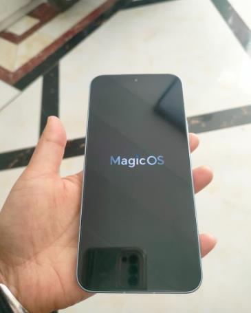 荣耀500 超级标准版 肖战同款 2亿人像全能实况 青海湖电池 5G AI 学生 新款拍照手机 12+256月光银 ...